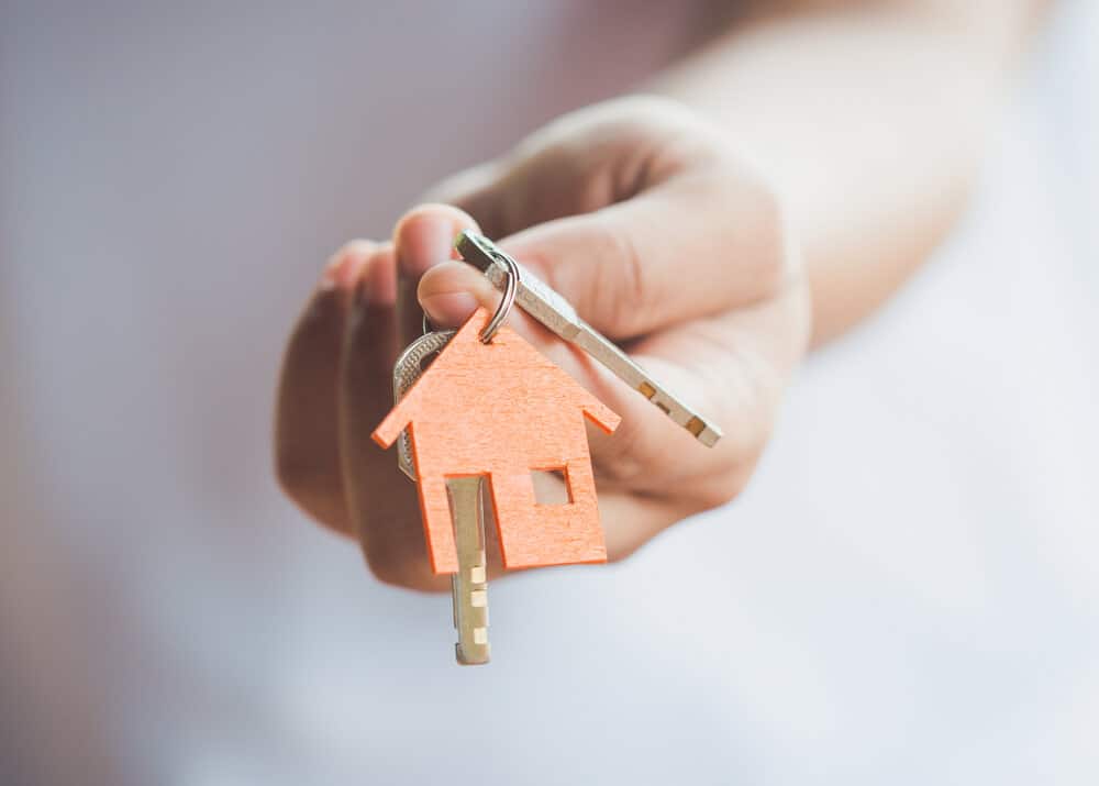 5 Tips To Help You Buy A Home